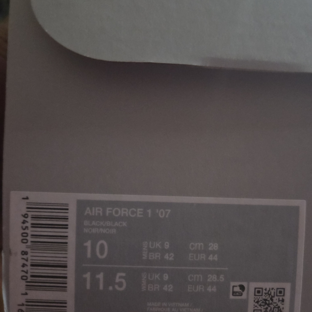 Nike Air Force 1s Black Men's Sneakers - Picture 5 of 11
